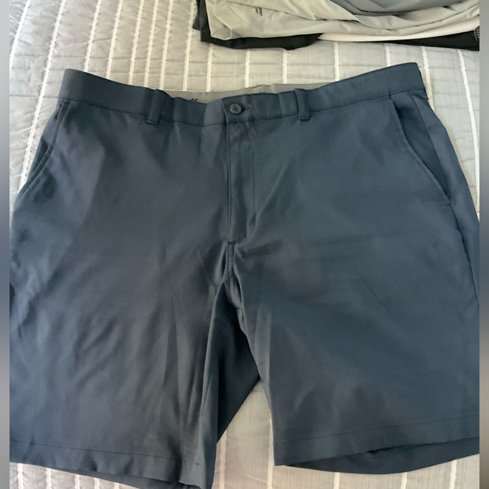Ben Hogan Men's Slate Blue Flat Front Shorts